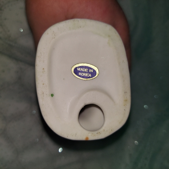 Vintage Sweet Girl in Yellow Dress Figurine with Turtle Made in Korea - Picture 7 of 10